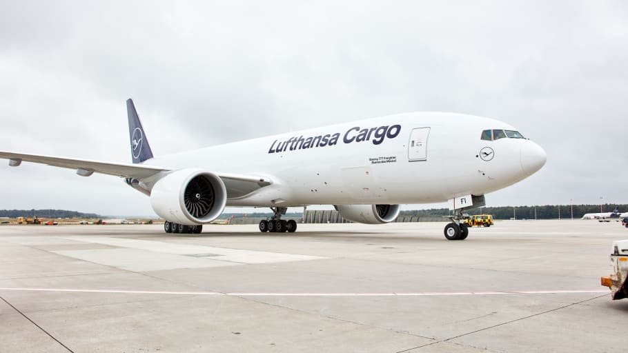 Lufthansa Extends Flight Cancellations to BEY, TLV