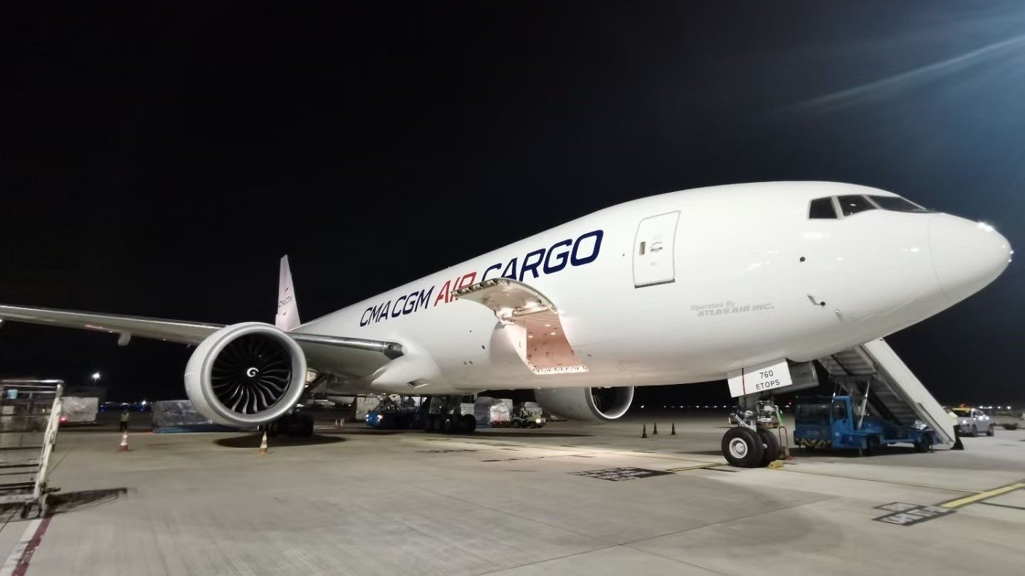 Ocean carriers debut Boeing 777 freighters on Asia routes