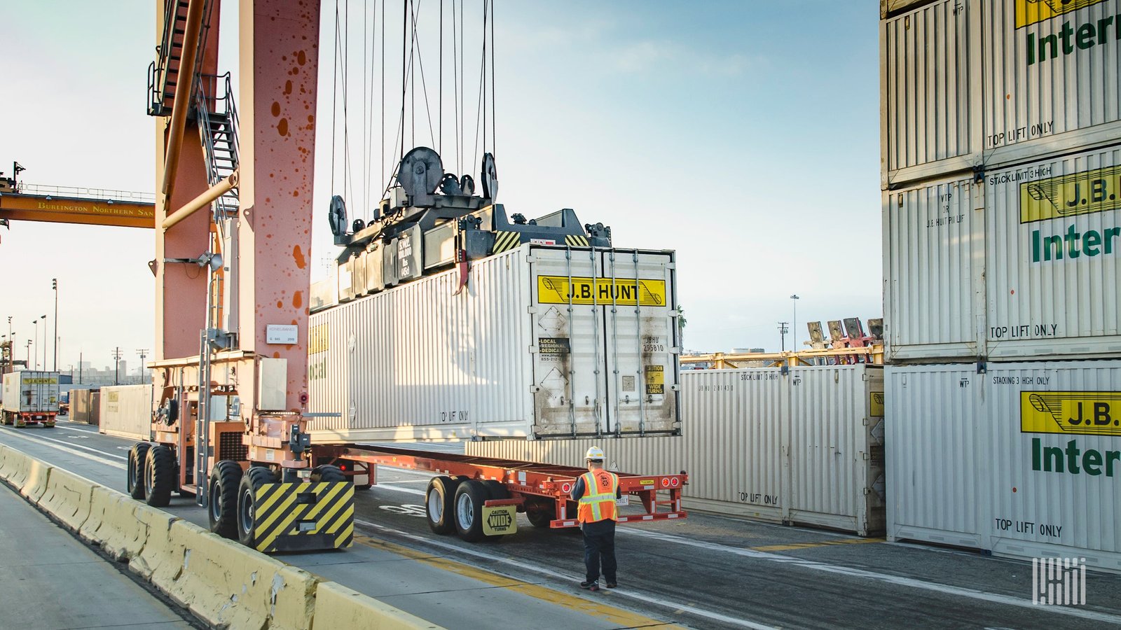 J.B. Hunt sees normal seasonality in Q3