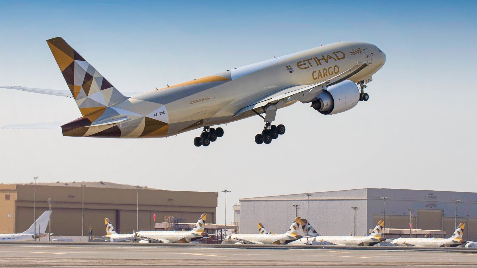 Etihad Airways orders 3 additional A350 freighters from Airbus