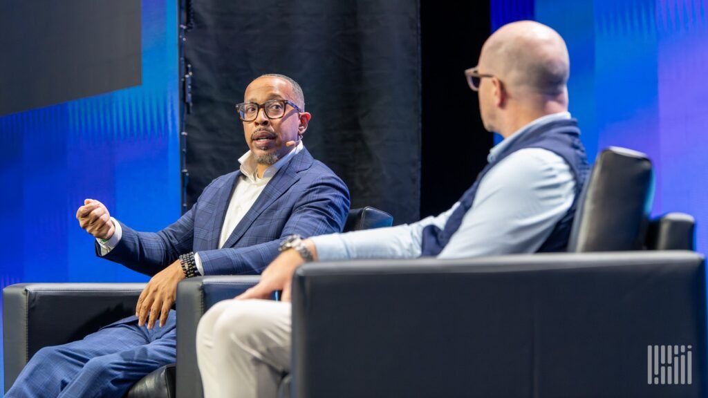 FMCSA clearinghouse rule puts bullseye on freight capacity