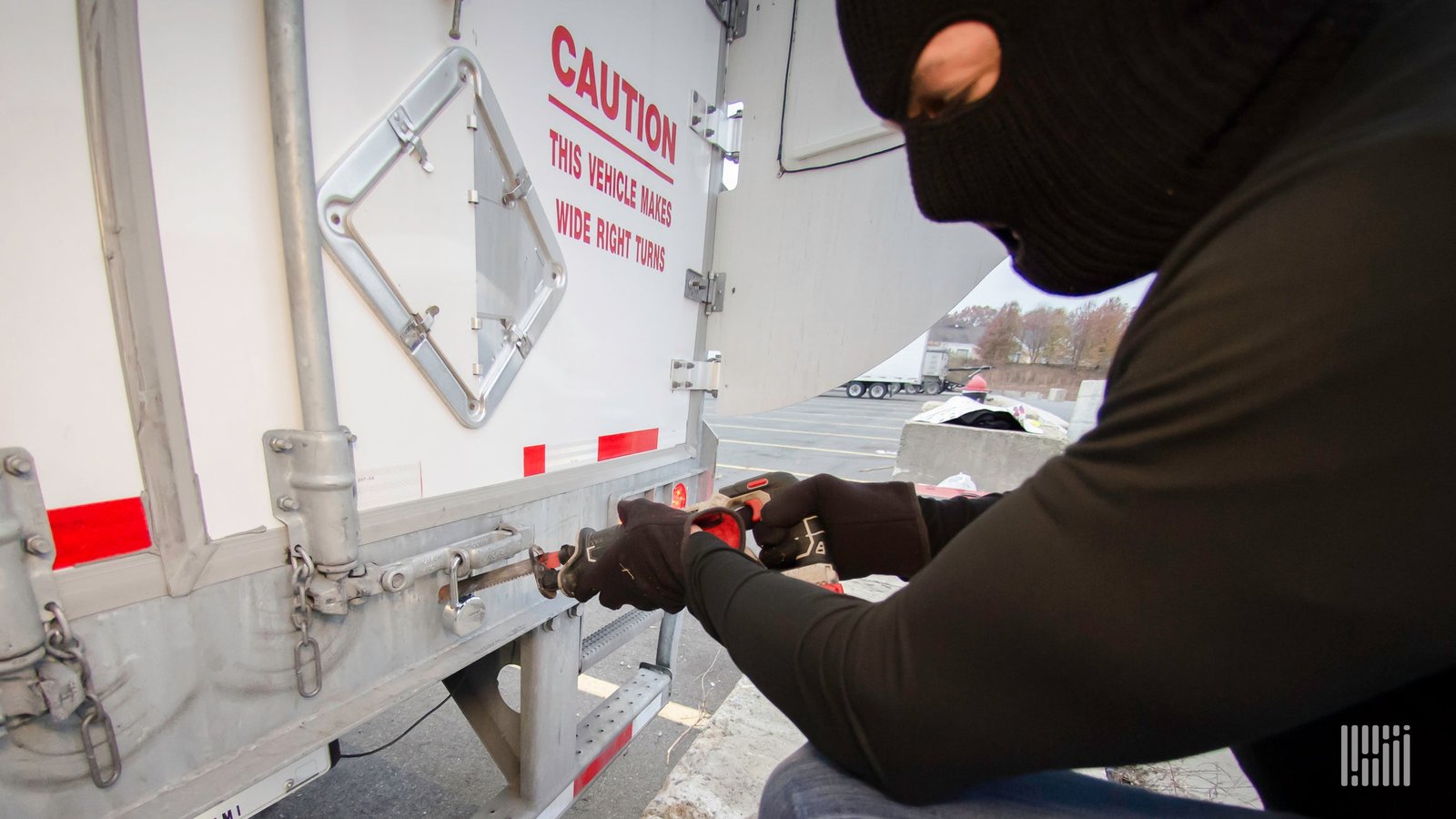 Fighting freight fraud: A playbook to combat holiday theft 
