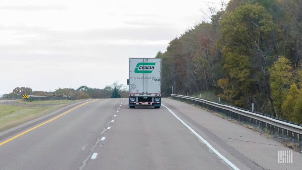 Schneider National acquires Cowan, real estate for more than $400M