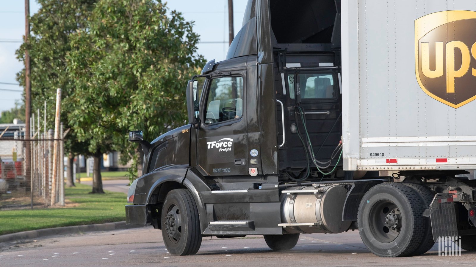 UPS hit with SEC fine over its internal valuation of UPS Freight before TFI sale