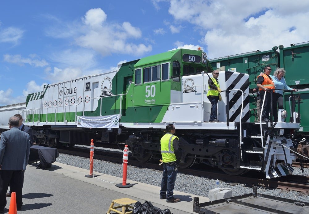 California gives up on zero-emissions locomotive regulation