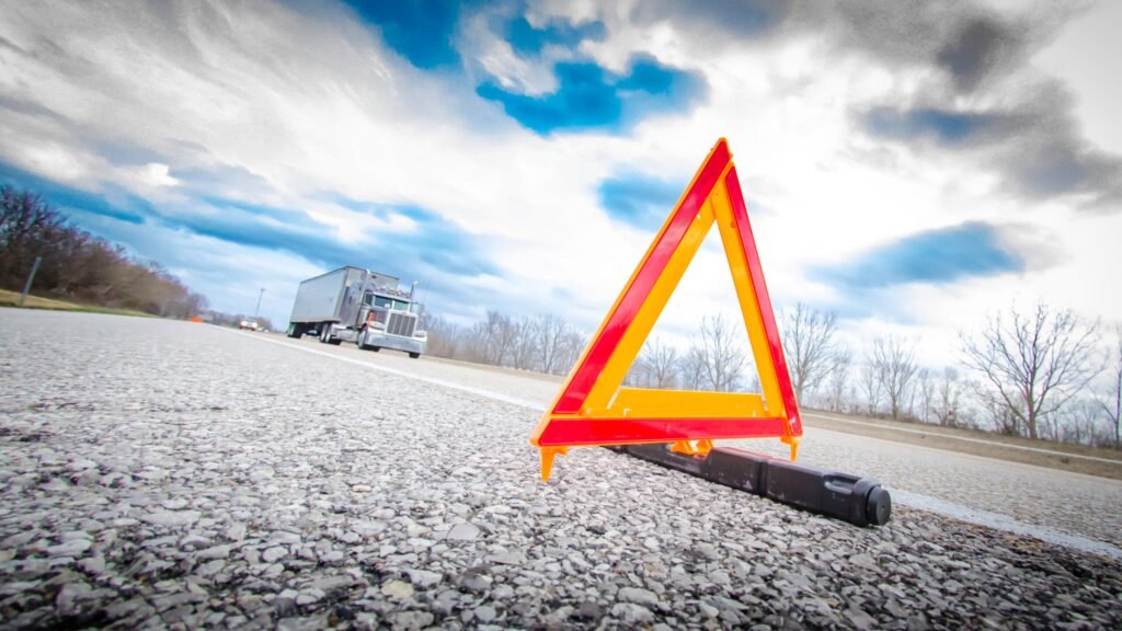 FMCSA to gauge value of truck roadside warning devices