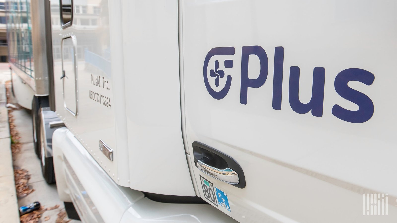 Former FMCSA deputy hired by AI trucking company Plus