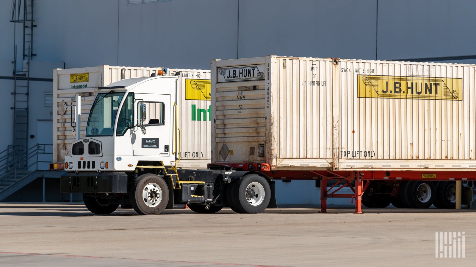 J.B. Hunt working on intermodal mix, awaiting rate inflection