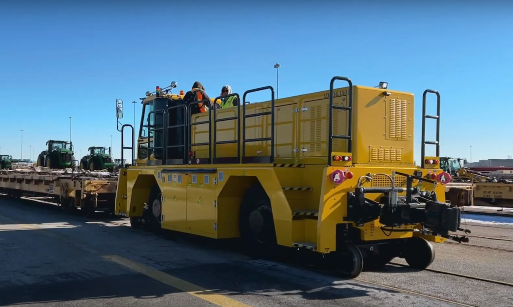 Port of Baltimore claims a first with battery-electric railcar mover
