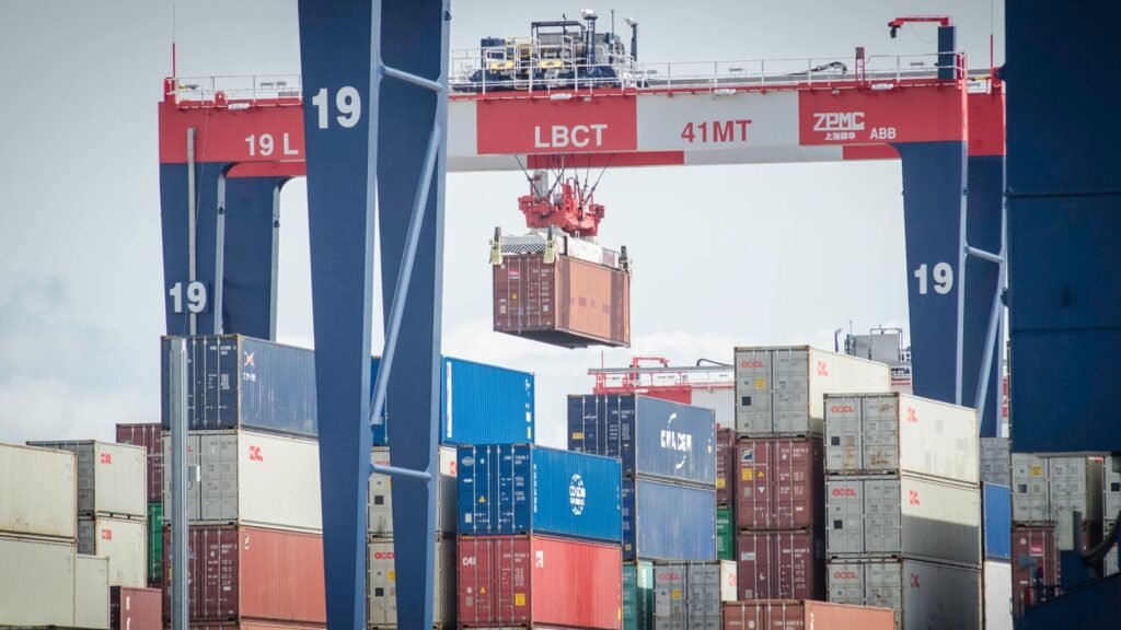 Tariff fears help Port of Long Beach containers to best start on record