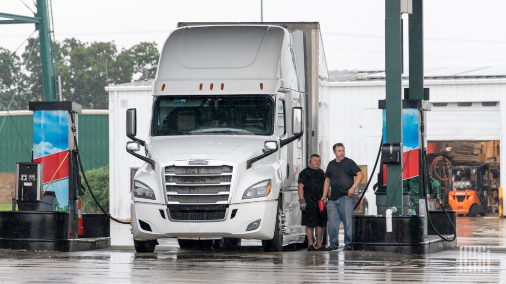 Fuel-Saving Tech Tools Worth Trying in 2025