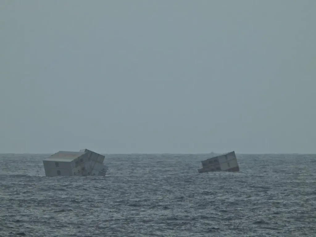 MSC Elsa 3 container ship sinks off the coast of Kerala, India, all crew safe
