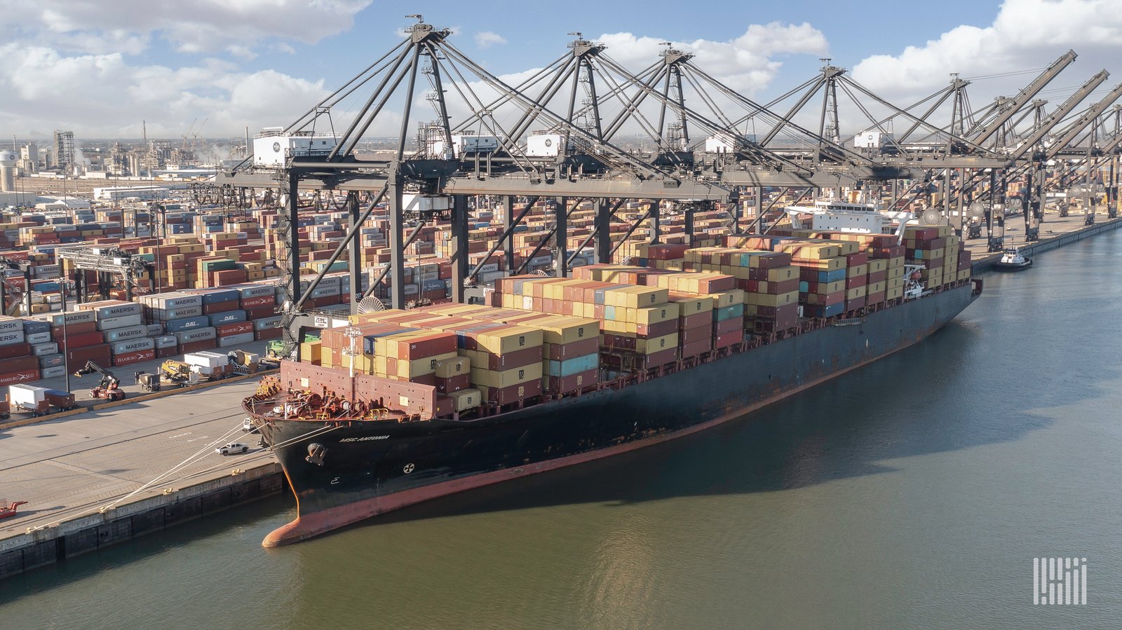 Ocean carriers blank sailings as bookings drop