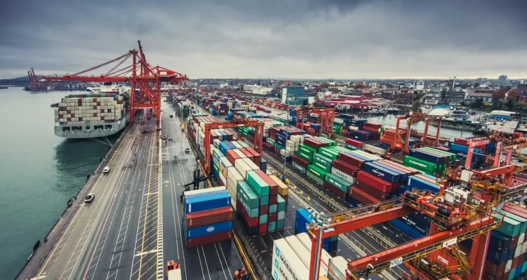DP World delivers strong H1 2025 performance with double-digit growth