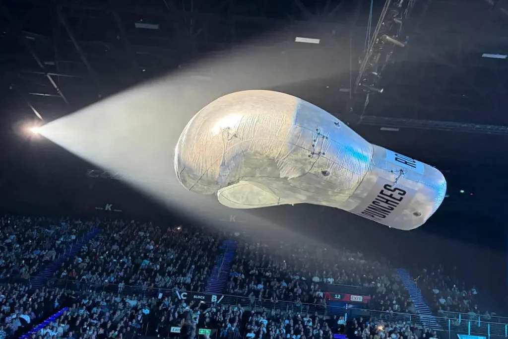 Rolling with the punches - drawing parallels between a concert and the shipping industry